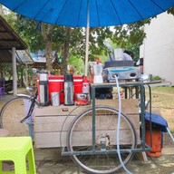 บรรยากาศ เต้ กาแฟสด รสโบราณ