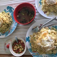 ส้มตำยำแซ่บByตำถาดหนานจ้าว