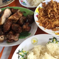 เมนูของร้าน ส้มตำหลังญส