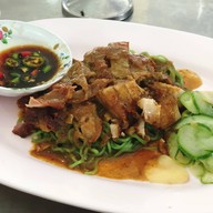 เมนูของร้าน แม่อุไร ข้าวหน้าเป็ด