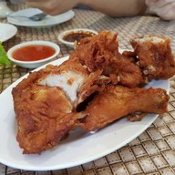 เมนูของร้าน ร้านร่มโพธิ์