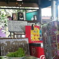 ก๋วยเตี๋ยวป้าพิศ