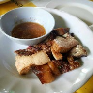 ลาบป้าเพ็ญ