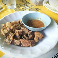 ลาบป้าเพ็ญ