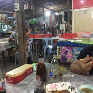 บรรยากาศ หลบมุม ( ในสวนปลาม์ )