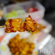 หมูสะเต๊ะ เจ้เดือน (เจ้าเก่า บางรัก)