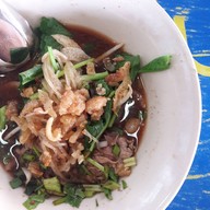 ก๋วยเตี๋ยวเรือเล็ก-แดง