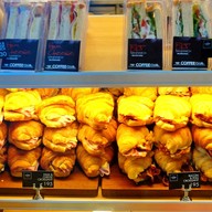บรรยากาศ The Coffee Club Phuket Airport
