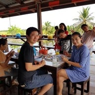 MA HEY Bar & Restaurant