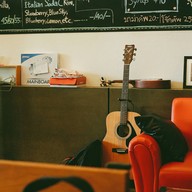 บรรยากาศ The Little Owl