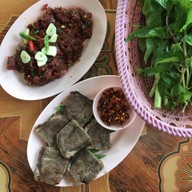 ลาบไก่สันติธรรม 1