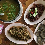 ลาบไก่สันติธรรม 1