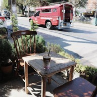 OON Poshtel x Cafe