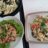 ไตรพรโภชนา