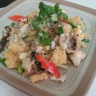 ไตรพรโภชนา