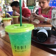 Tani Chiangkhan Cafe Stand เชียงคาน