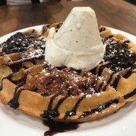 เมนูของร้าน Geláre Bugis+