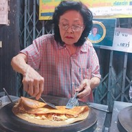 เครป พรพิมล (เครปป้าเฉื่อย/เครปชาติหน้า)