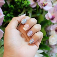 Hana Beauty & Nails Salon