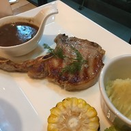 Eatery Clean Café