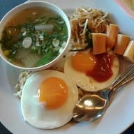 เมนูของร้าน โรงแรมแกรนด์ธารา