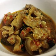 เมนูของร้าน ชัยพฤติข้าวแกงไก่กรอบ