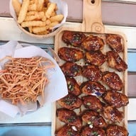 ไก่ทอดเกาหลี ดร.ฟ้า ซอยสดใส ซอยสดใส