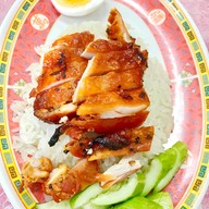 เมนูของร้าน ข้าวมันไก่วัดเอี่ยมวรนุช