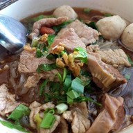 PJ ก๋วยเตี๋ยว แซบ&นัว