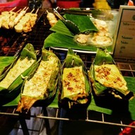 เมนูของร้าน ลุงอินไข่ป่าม ถนนคนเดินท่าแพ