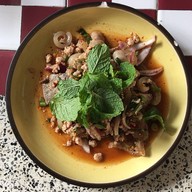 ลาบหมูโภชนา