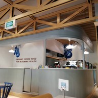 บรรยากาศ August Organic Eatery Mercurry ville