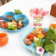 At Pingnakorn Riverside