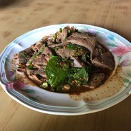 เมนูของร้าน อ๋อยไก่ย่าง