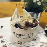 เมนูของร้าน NEIGHBOUR’S FROZEN YOGURT BURIRAM