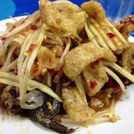 สเต็กลาวจานร้อน (เจ๊ตู่)