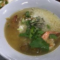 เมนูของร้าน สมโภชน์ ข้าวต้มปลา