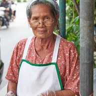 กล้วยปิ้ง หน้าร้านเฮ้งชุนเส็ง พระราม4