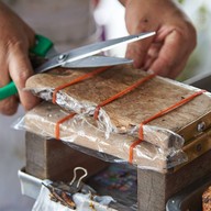 กล้วยปิ้ง หน้าร้านเฮ้งชุนเส็ง พระราม4