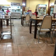 บรรยากาศ ร้านข้าวต้มกุ๊กศักดิ์ ตาขุนโต้รุ่ง