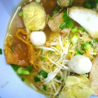 เมนูของร้าน ก๋วยเตี๋ยวซอย ตลาดน้อย