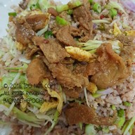 เมนูของร้าน ข้าวคลุกกะปิ ป้าเฉื่อย