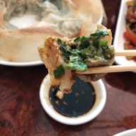 เมนูของร้าน เกี๊ยวจีน & โต๊ะกลม สตรีทฟู้ด พระราม 9 ถ.พระรามเก้า 49 (ซอย 9)