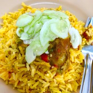 เมนูของร้าน ข้าวหมกไก่แม่เขียวท่าม้า