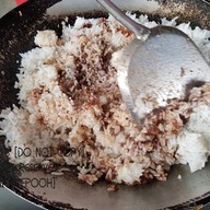 เมนูของร้าน ข้าวคลุกกะปิ ป้าเฉื่อย