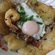 เมนูของร้าน ก๋วยเตี๋ยวคั่วเป็ดอร่อยริมทาง คลองถม