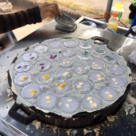 เมนูของร้าน ขนมครกชาววัง ตลาดหลังตึกสุโขทัย