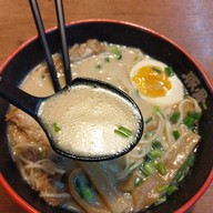 เมนูของร้าน Tonkotsu Kazan Ramen สีลม สุรวงศ์