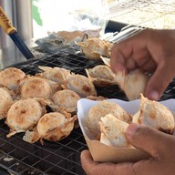 เมนูของร้าน ขนมครกชาววัง ตลาดหลังตึกสุโขทัย