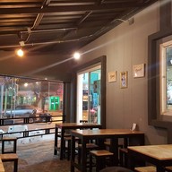 บรรยากาศ ร้านใส่นม  คู้บอน ซอย6